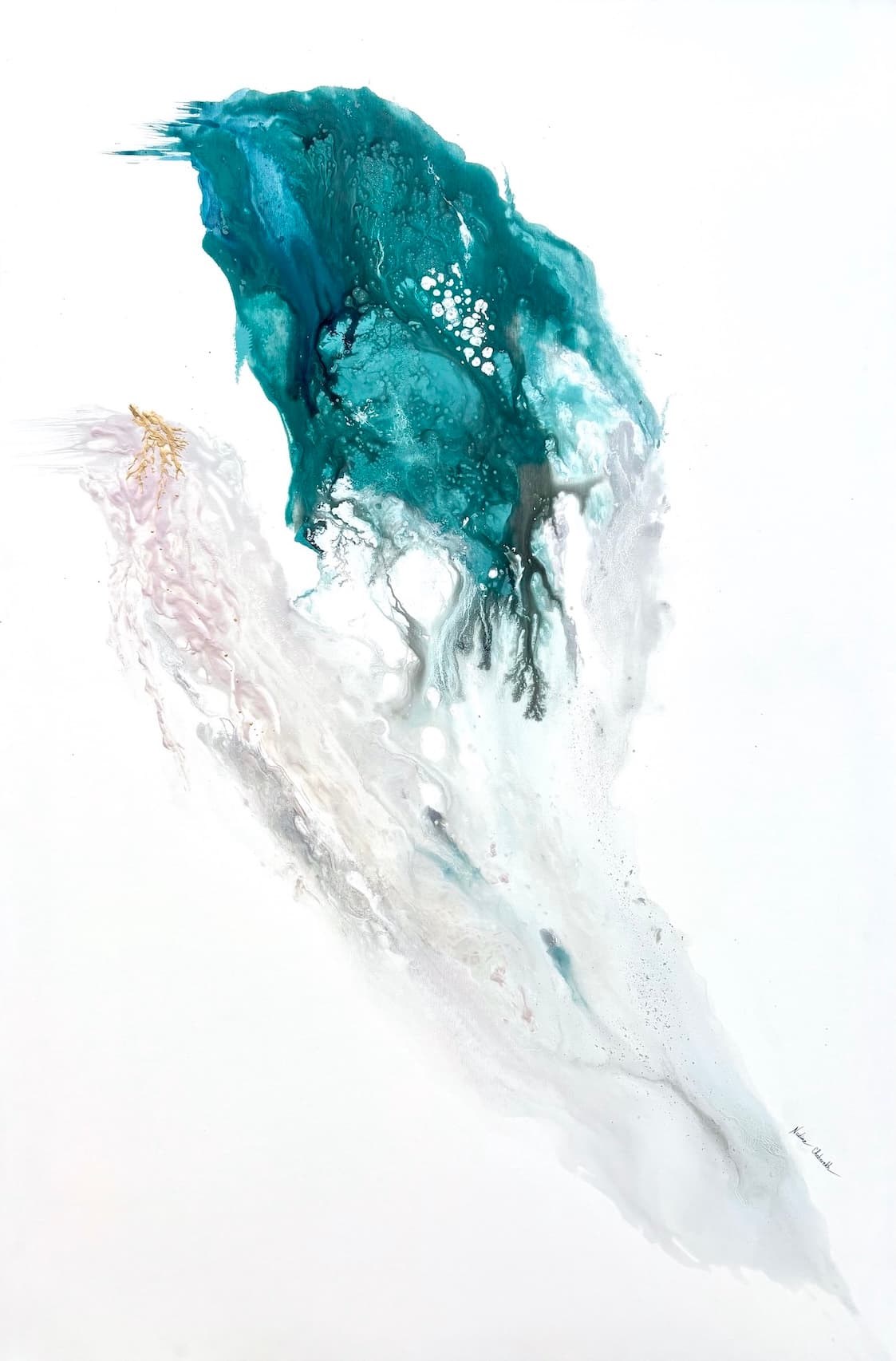 Nadine Chabarekh: The Weight of Lightness